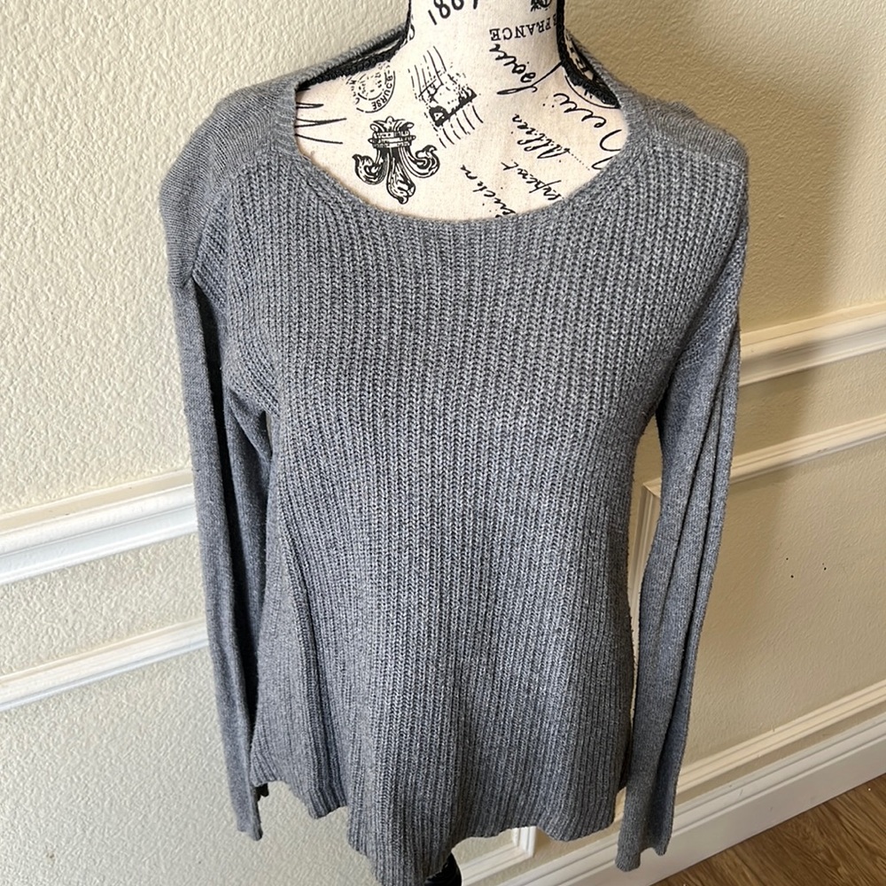 Loft Gray Cable Knit High-Low Sweater Size Small